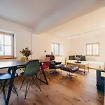 Wandl Mit Sauna Und Fitness Hébergement de vacances